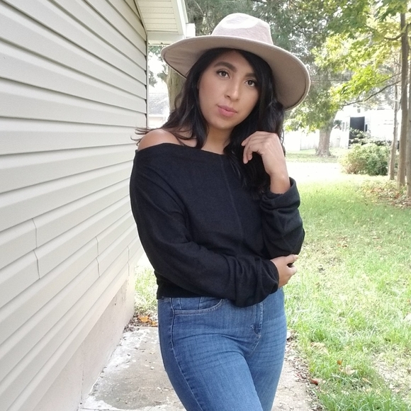 FLASHSALE⚡JUST FOR FUN BLACK OFF SHOULDER SWEATER - Picture 2 of 16